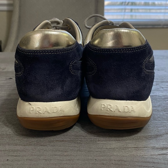 Prada Suede Navy Sneakers Vintage - Picture 3 of 8